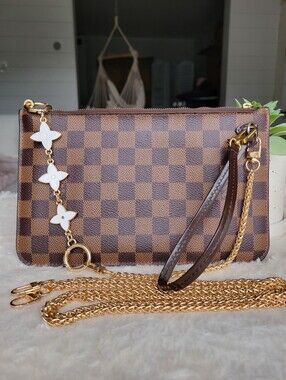 💕LOUIS VUITTON Neverfull Damier Ebene "CERISE" Mm/Gm Clutch Wristlet Crossbody